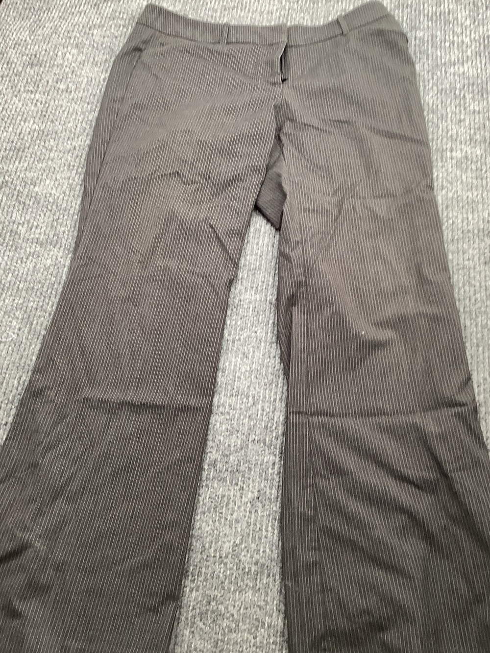 New York & Company Gray Pinstripe Women's Dress Pants - Picture 1 of 4